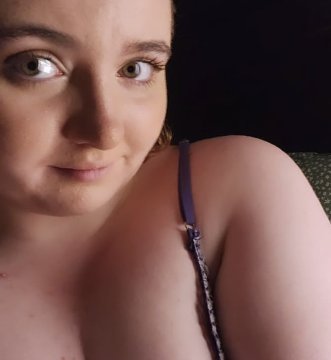 Cumslut222 from Victoria,Australia